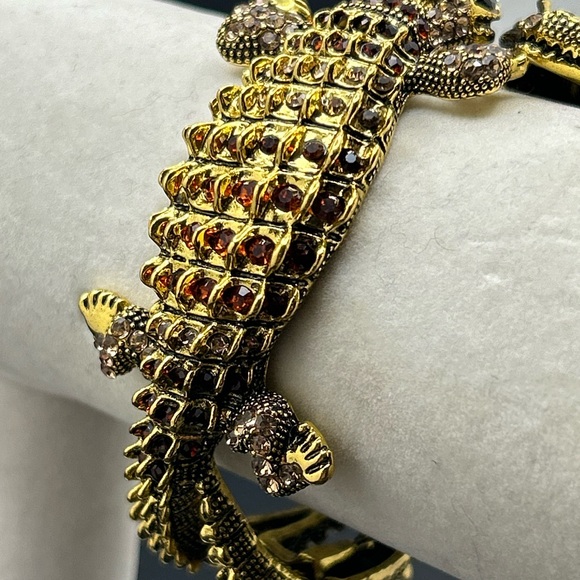 Vintage Kenneth Jay Lane Reptile Hinged Bracelet - Picture 3 of 7